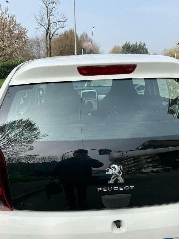 Usata Peugeot 108 Allure 69 CV (50 kW) 2016 Utilitaria