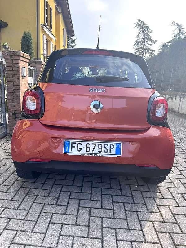 Usata Smart ForFour Passion 75 CV (55 kW) 2015 Utilitaria