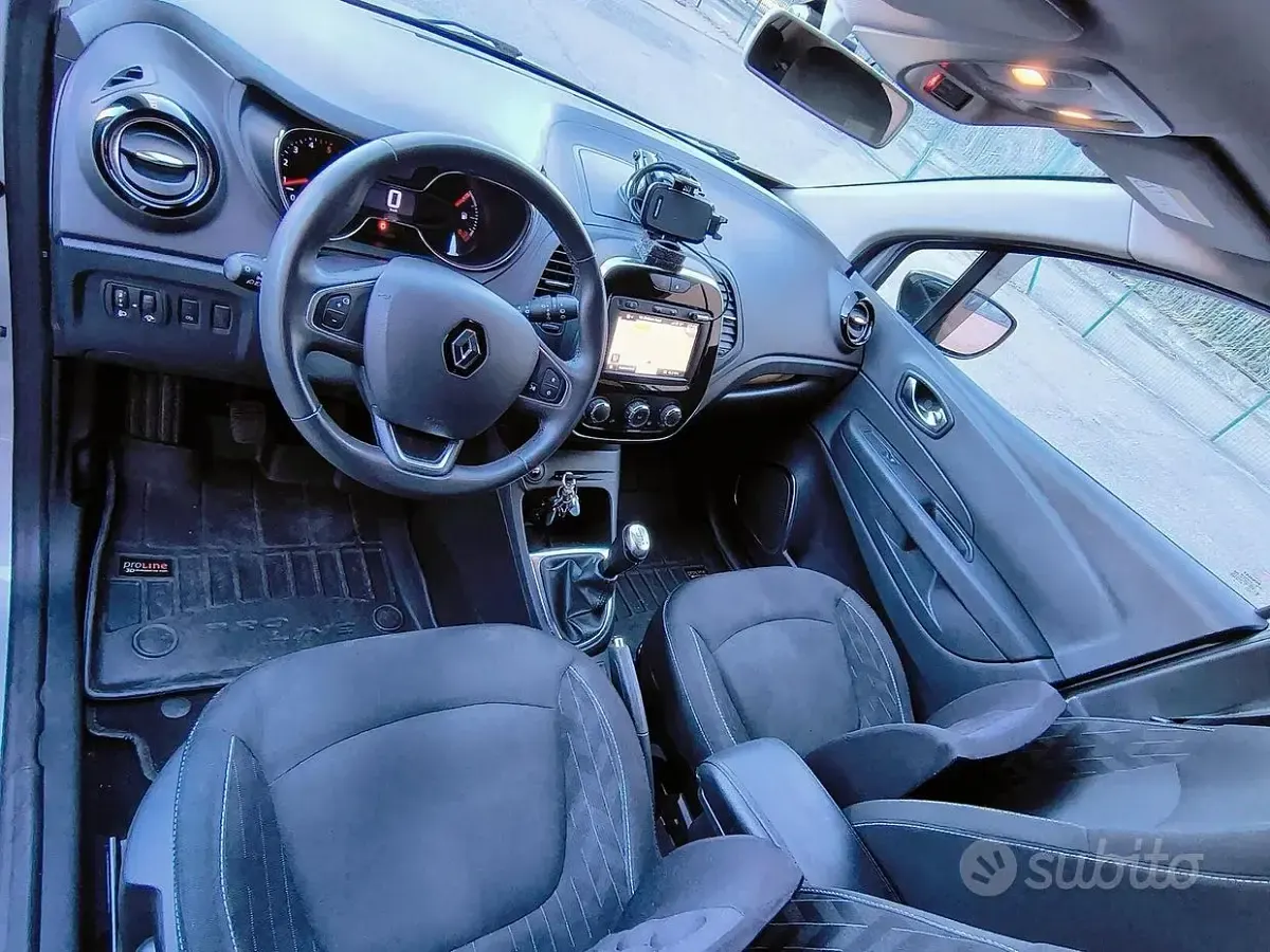 Occasion Renault Captur 90 ch (66 kW) 2019 Gris SUV
