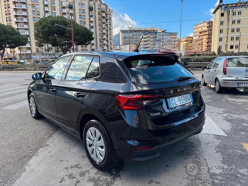 Usata Skoda Fabia Ambition 80 CV (58 kW) 2022 Nero Utilitaria
