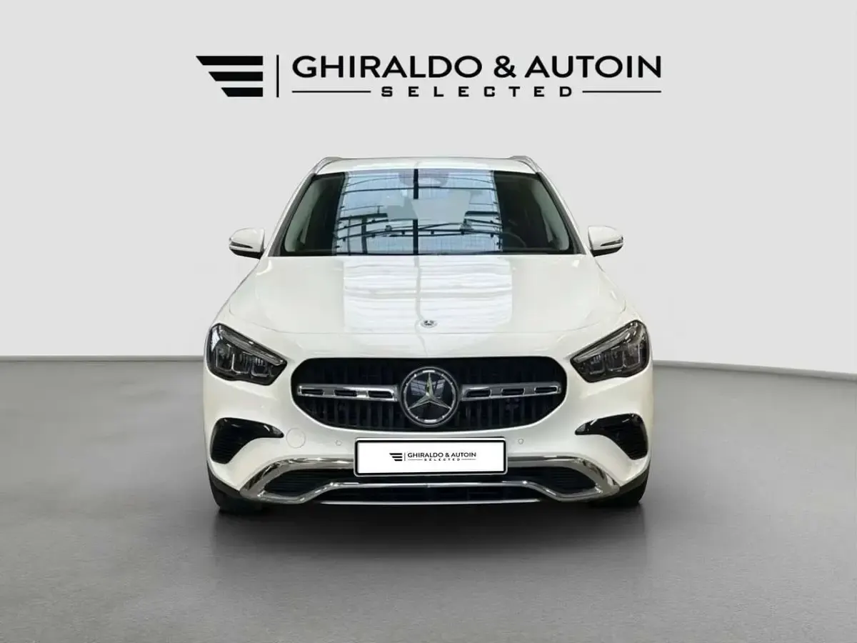 Usata Mercedes GLA220 Advanced 190 CV (139 kW) 2024 Bianco SUV