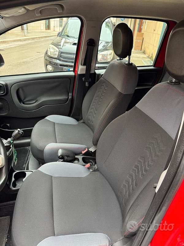 Usata Fiat Panda 95 CV (69 kW) 2017 Rosso Berlina