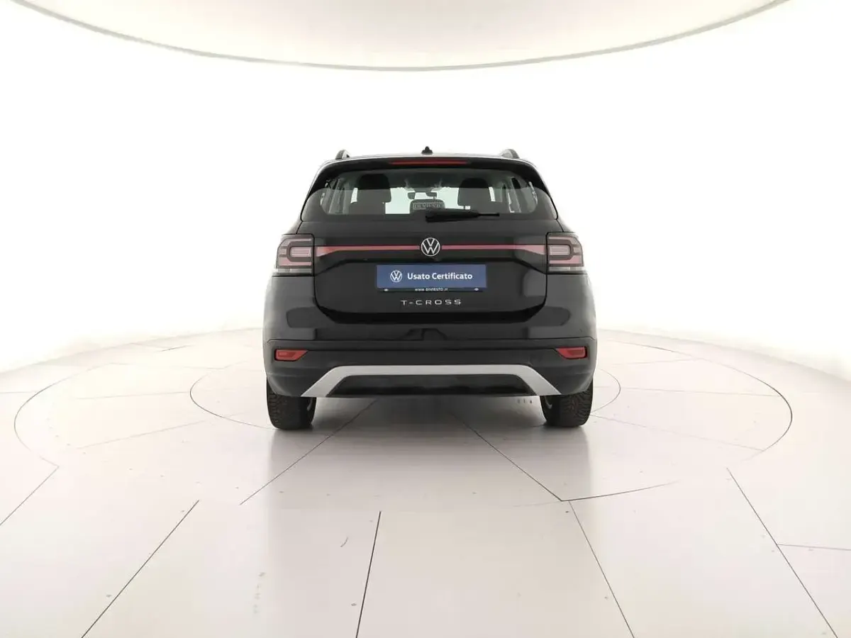 Usata VW T-Cross Style 95 CV (69 kW) 2023 Deep black perlato SUV
