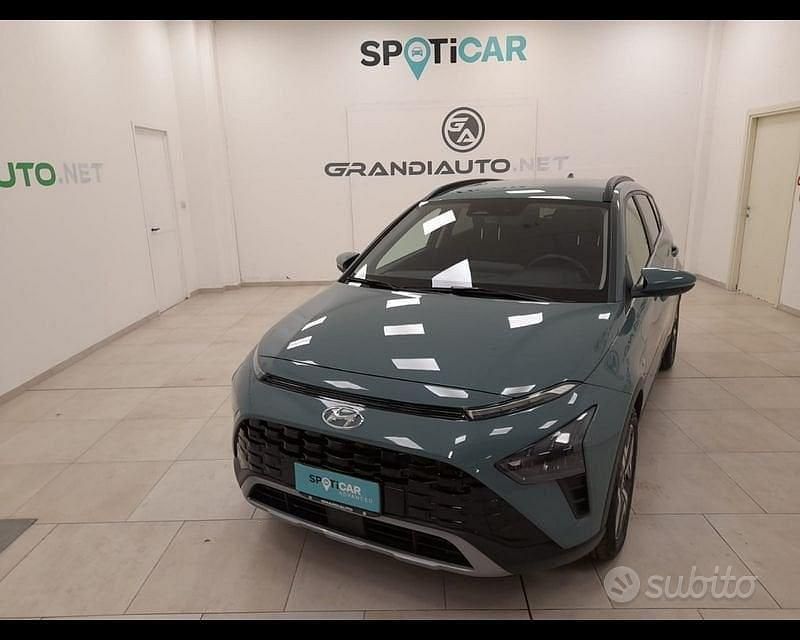 Verde Usata 2022 Hyundai Bayon SUV | 13.900 € (Ottimo prezzo) - Immagine 1/4