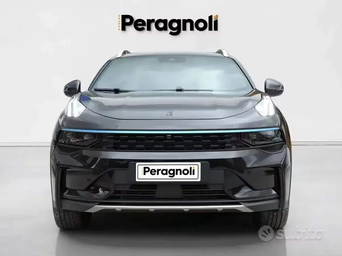 Usata Lynk & Co 01 179 CV (131 kW) 2023 Nero SUV