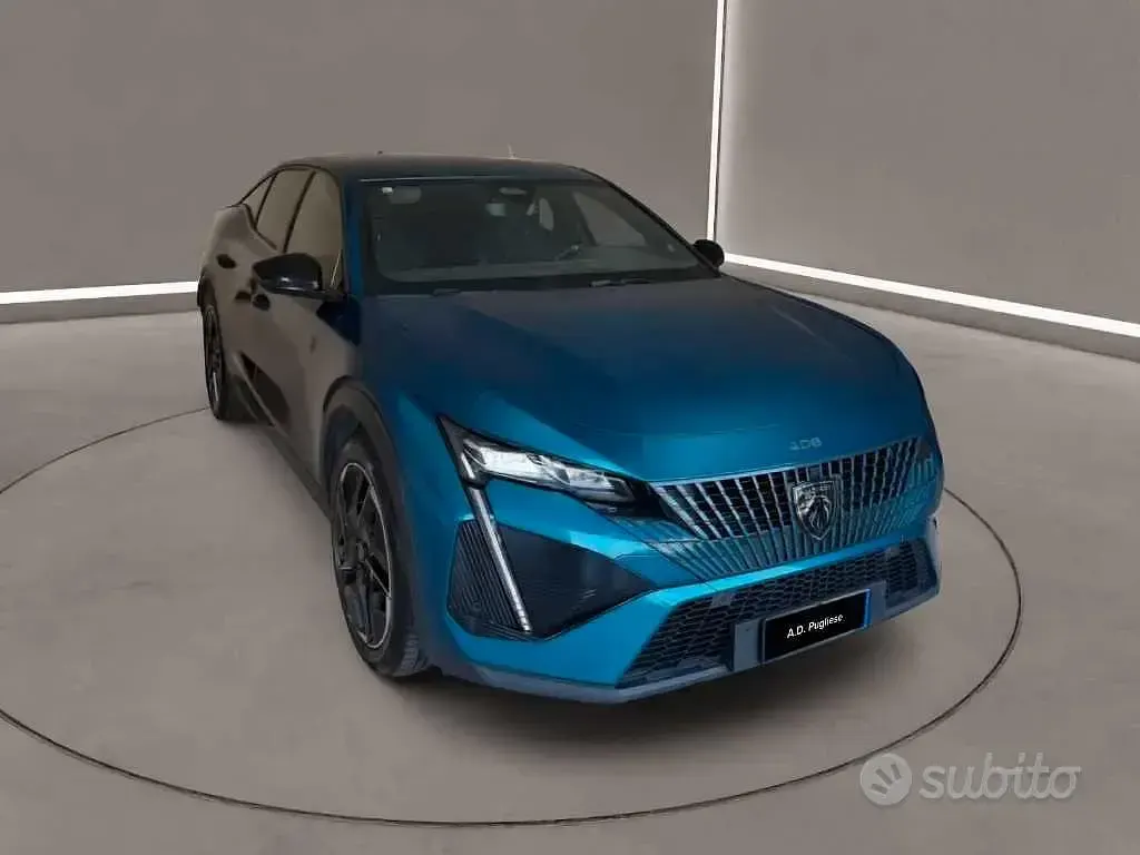Usata Peugeot 408 GT 131 CV (96 kW) 2023 Bluazzurro SUV