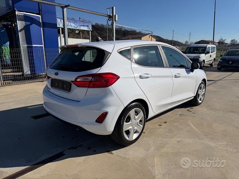 Usata Ford Fiesta 85 CV (62 kW) 2020 Bianco Utilitaria