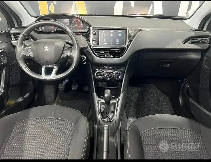 Usata Peugeot 208 75 CV (55 kW) 2018 Grigio Utilitaria