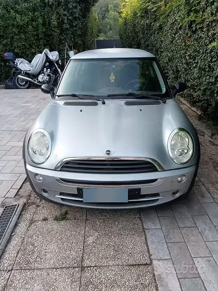 Usata Mini ONE 90 CV (66 kW) 2006 Grigio Utilitaria