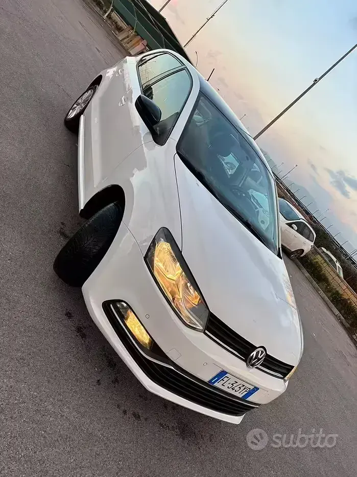 Usata VW Polo 90 CV (66 kW) 2018 Bianco Utilitaria