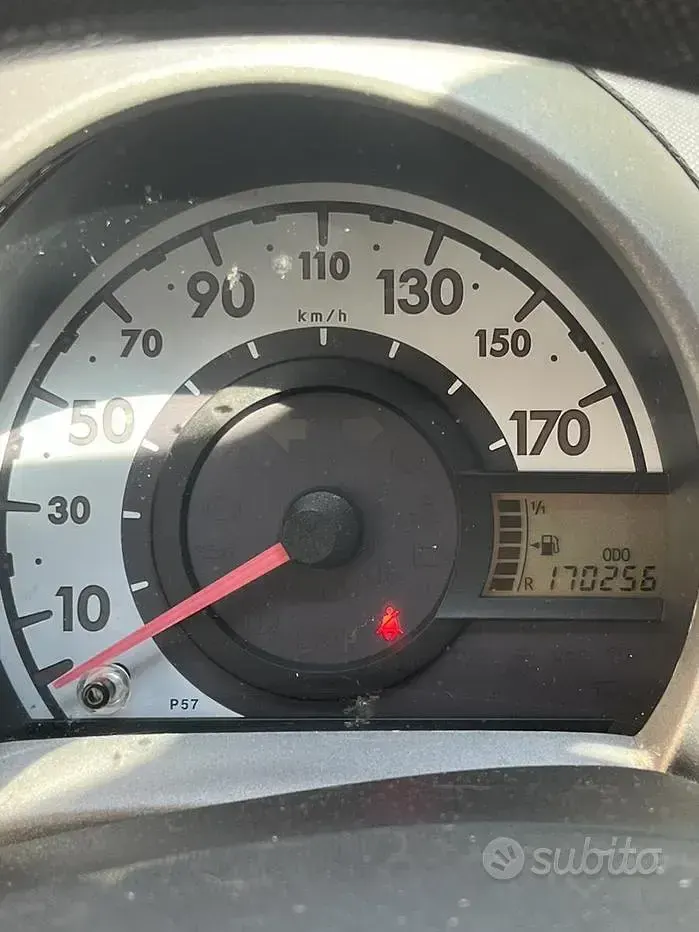 Käytetty Peugeot 107 68 HP (50 kW) 2008 Sininen Viistoperä