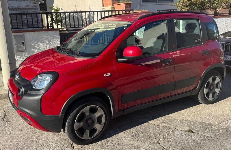 Usata Fiat Panda 70 CV (51 kW) 2024 Utilitaria