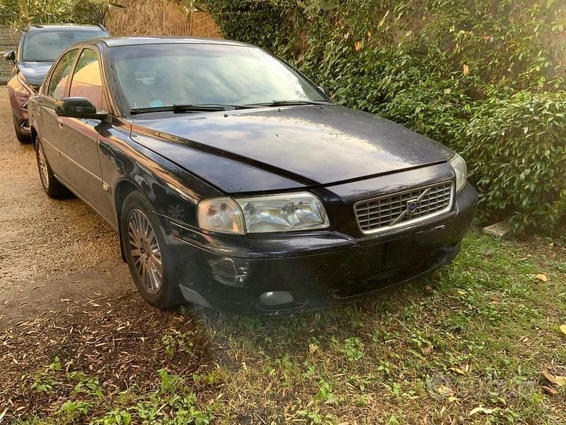 Usata Volvo S80 185 CV (136 kW) 2005 Blu Berlina
