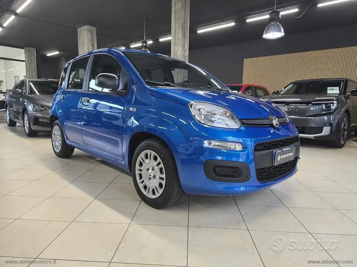 Nuova Fiat Panda Icon 65 CV (47 kW) 2026 Blu Utilitaria