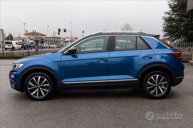 Usata VW T-Roc Style 150 CV (110 kW) 2021 Blu SUV