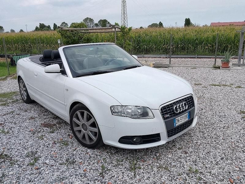 Usata Audi A4 Cabriolet 140 CV (102 kW) 2008 Bianco Cabrio