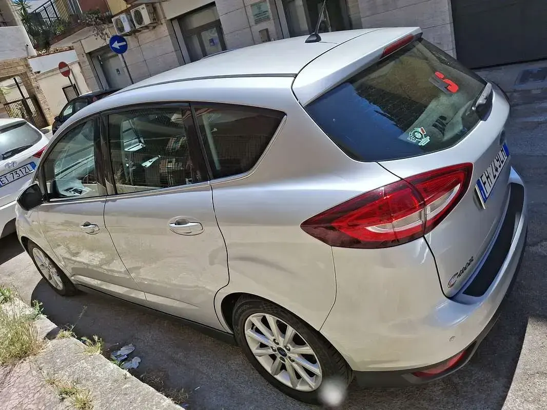 Usata Ford C-MAX Business Edition 120 CV (88 kW) 2016 Monovolume