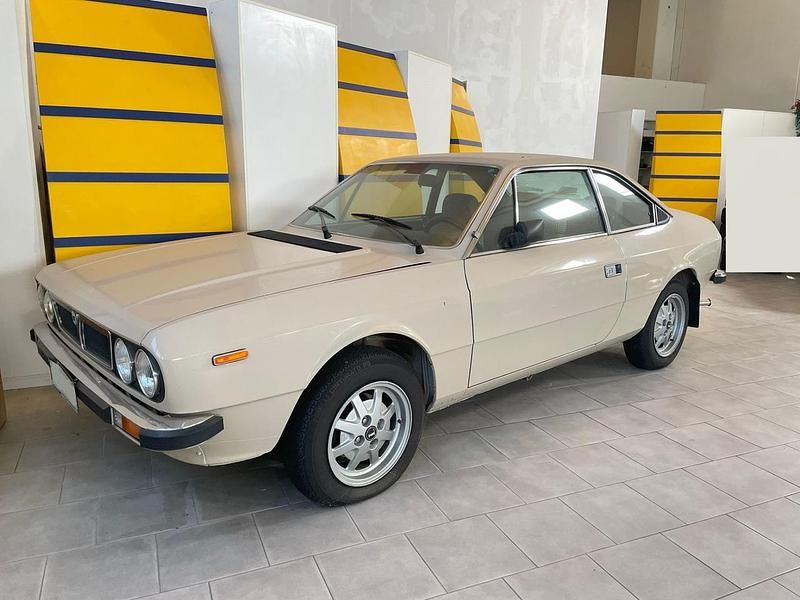 Beige Usata 1981 Lancia Beta Coupé | 8500 € - Immagine 1/4