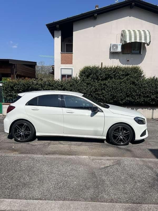 Usata Mercedes A200 Premium 136 CV (100 kW) 2018 Bianco Berlina