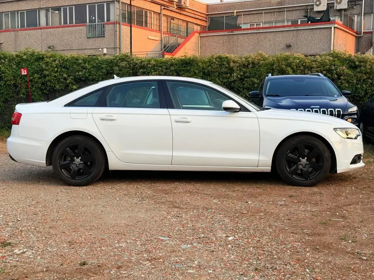Usata Audi A6 Advanced 177 CV (130 kW) 2011 Bianco Berlina