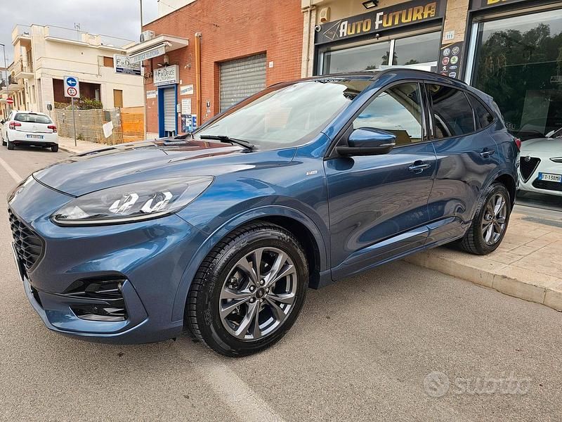 Usata Ford Kuga ST-Line 120 CV (88 kW) 2021 Blu SUV