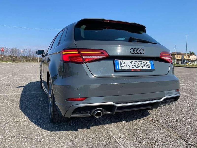 Usata Audi A3 S-Line 116 CV (85 kW) 2018 Berlina