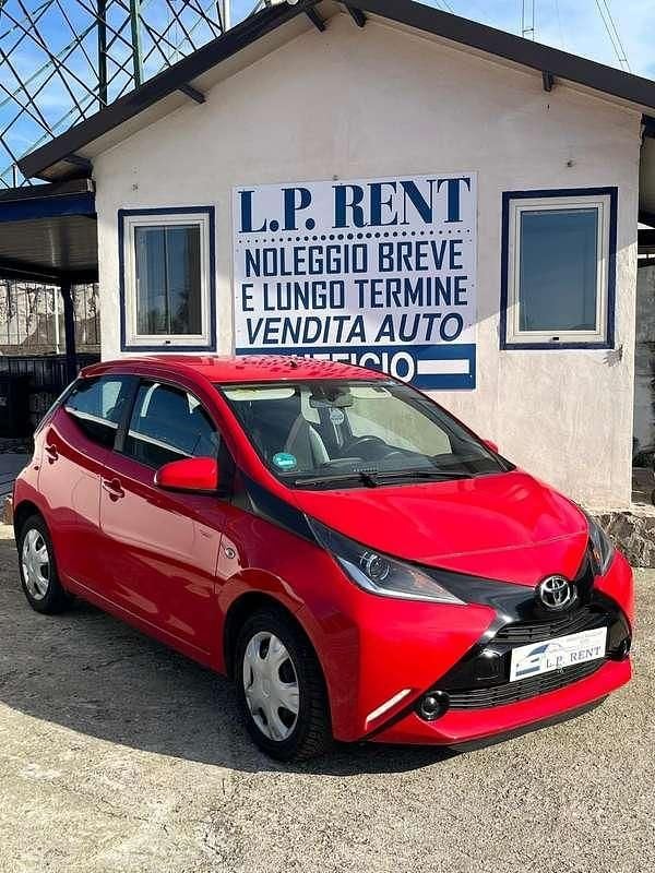 Usata Toyota Aygo X-play 69 CV (50 kW) 2016 Utilitaria