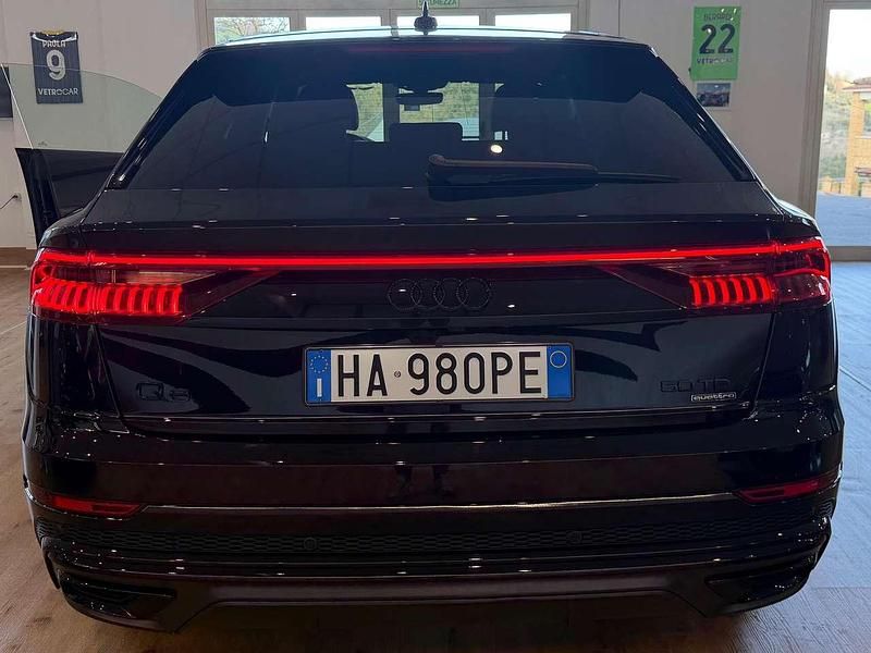Usata Audi Q8 Sport 286 CV (210 kW) 2019 Nero SUV