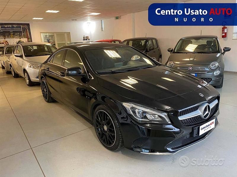 Usata Mercedes CLA220 Business 177 CV (130 kW) 2018 Nero Berlina