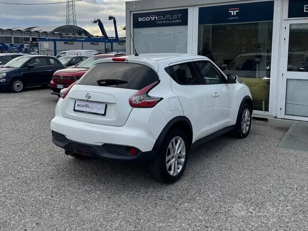 Usata Nissan Juke N-Connecta 116 CV (85 kW) 2018 Bianco SUV
