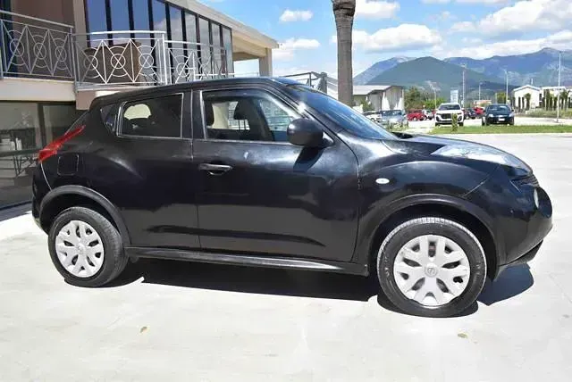 Usata Nissan Juke Acenta 110 CV (80 kW) 2011 Nero SUV