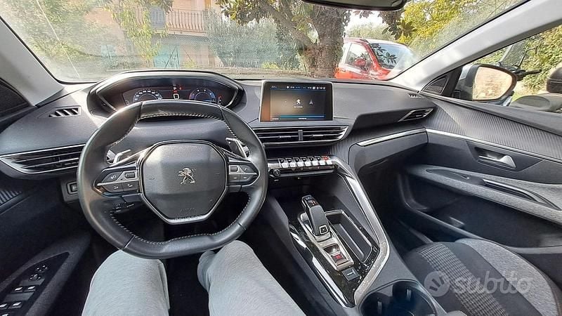 Usata Peugeot 3008 Business-Line 130 CV (95 kW) 2020 Grigio SUV