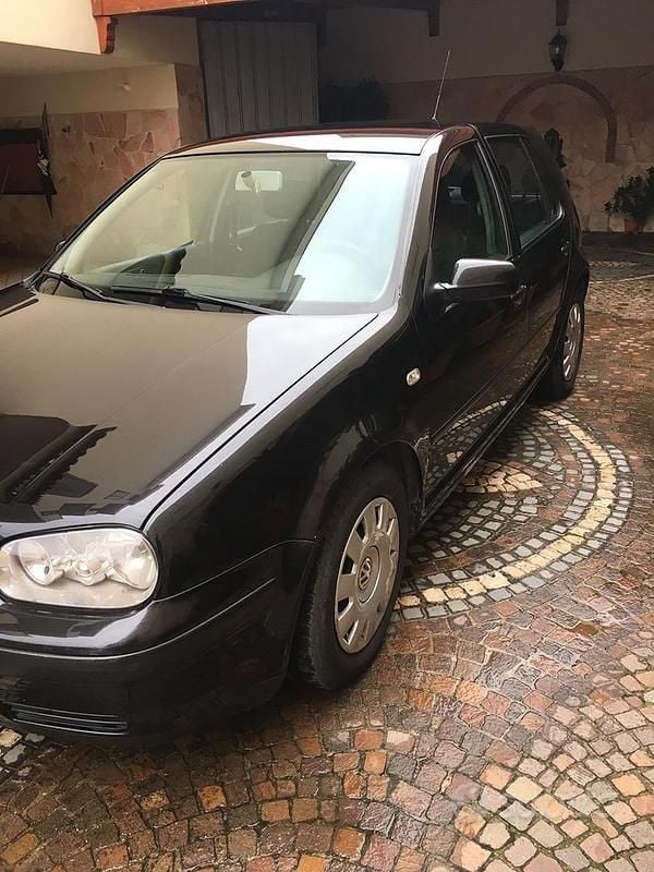 Usata VW Golf IV 130 CV (95 kW) 2002