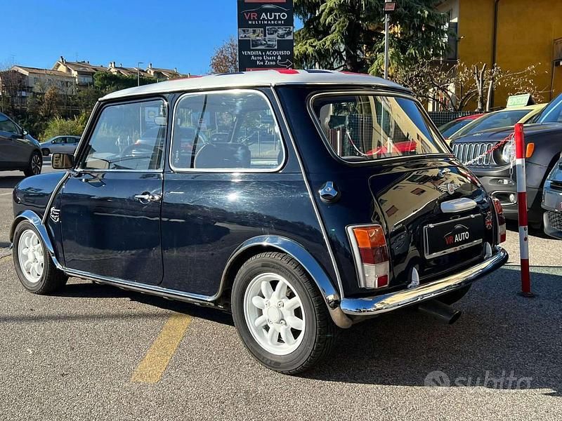 Usata Mini Cooper 45 CV (33 kW) 1982 Blu/azzurro Utilitaria
