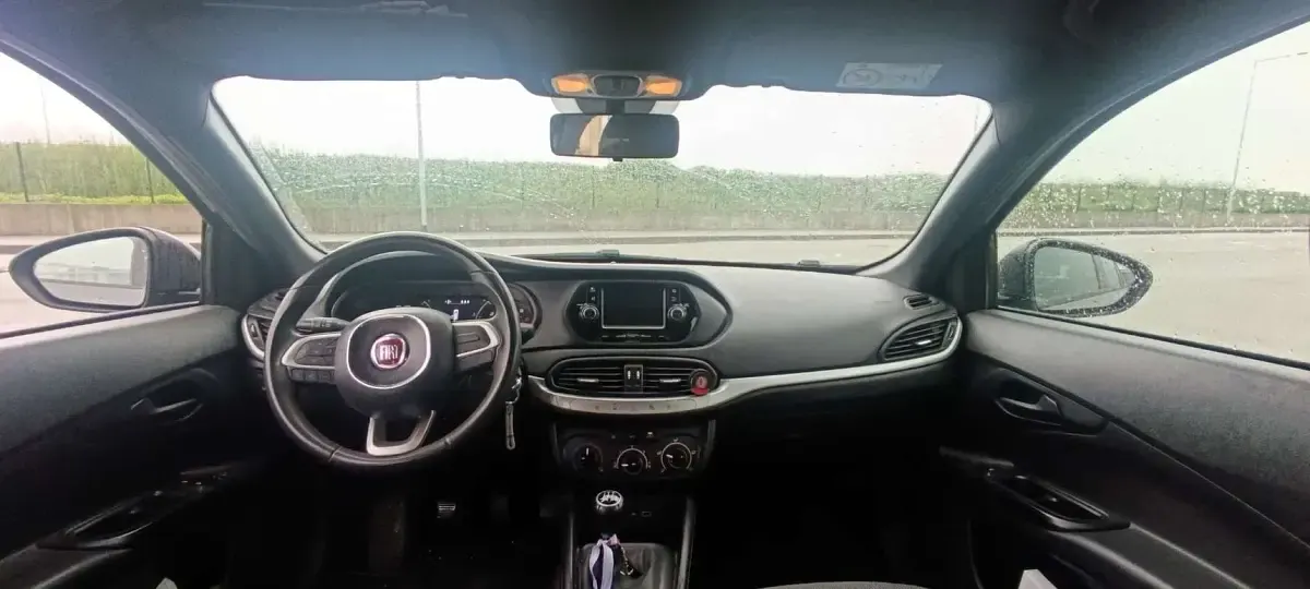 Usata Fiat Tipo More 95 CV (69 kW) 2020 Grigio Berlina