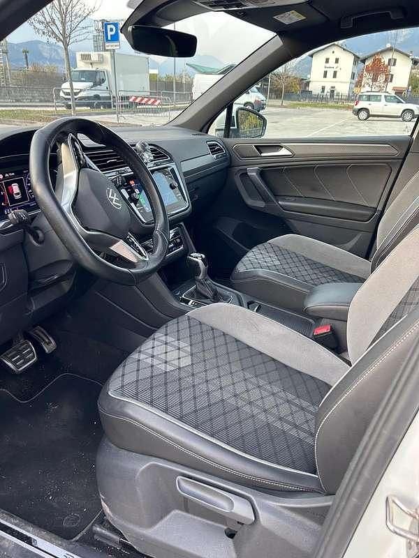 Usata VW Tiguan R-line 150 CV (110 kW) 2022 Bianco SUV