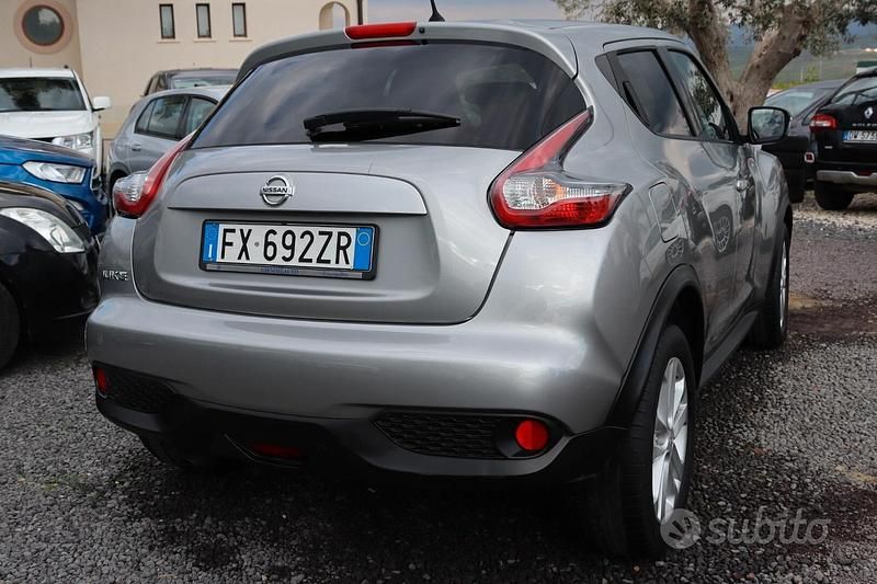 Usata Nissan Juke Visia 110 CV (80 kW) 2018 Grigio SUV