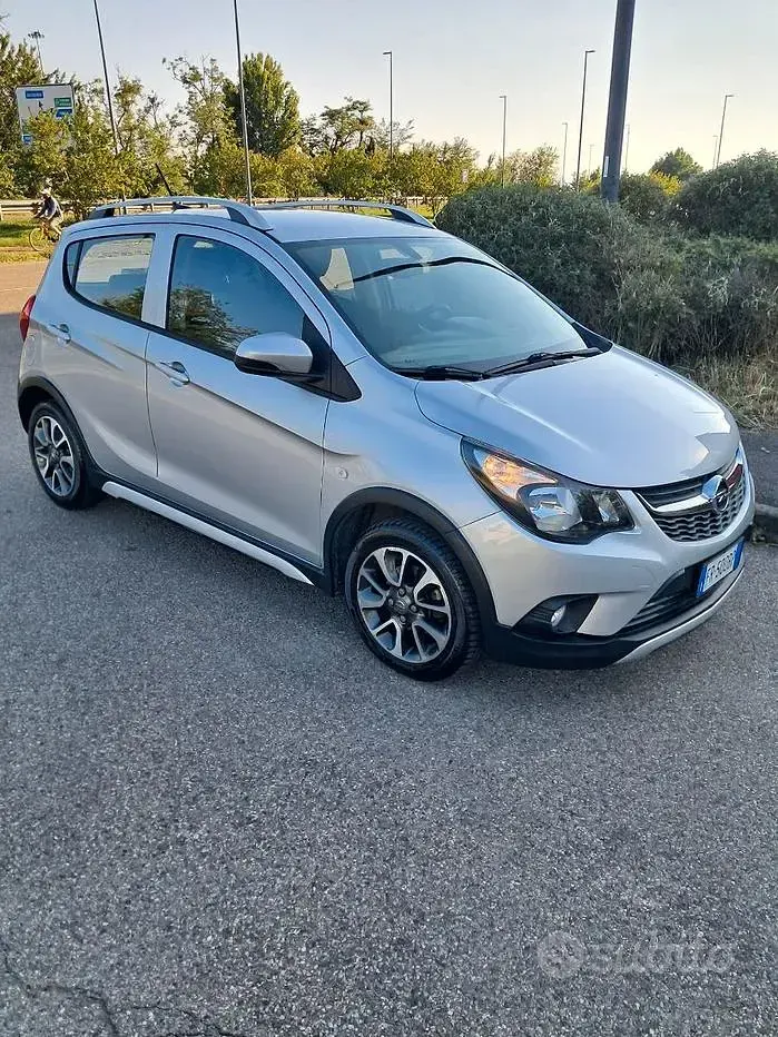 Usata Opel Karl Rocks 75 CV (55 kW) 2018 Grigio Utilitaria