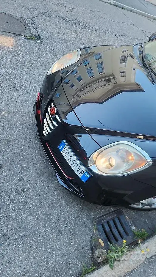 Usata Alfa Romeo MiTo 105 CV (77 kW) 2011 Nero Utilitaria