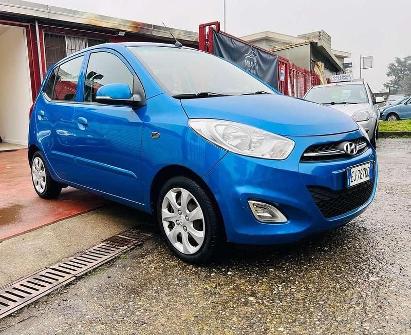 Usata Hyundai i10 69 CV (50 kW) 2011 Blu/azzurro Utilitaria