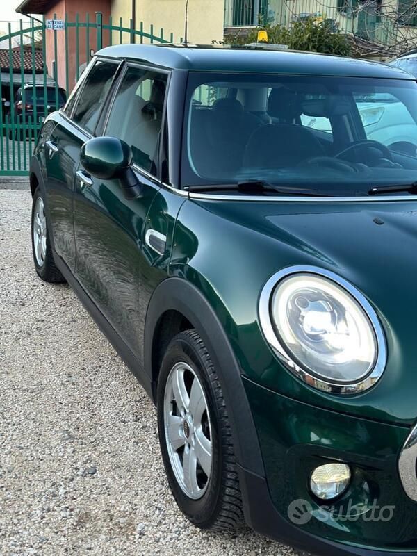 Usata Mini One D 95 CV (69 kW) 2016 Verde Utilitaria