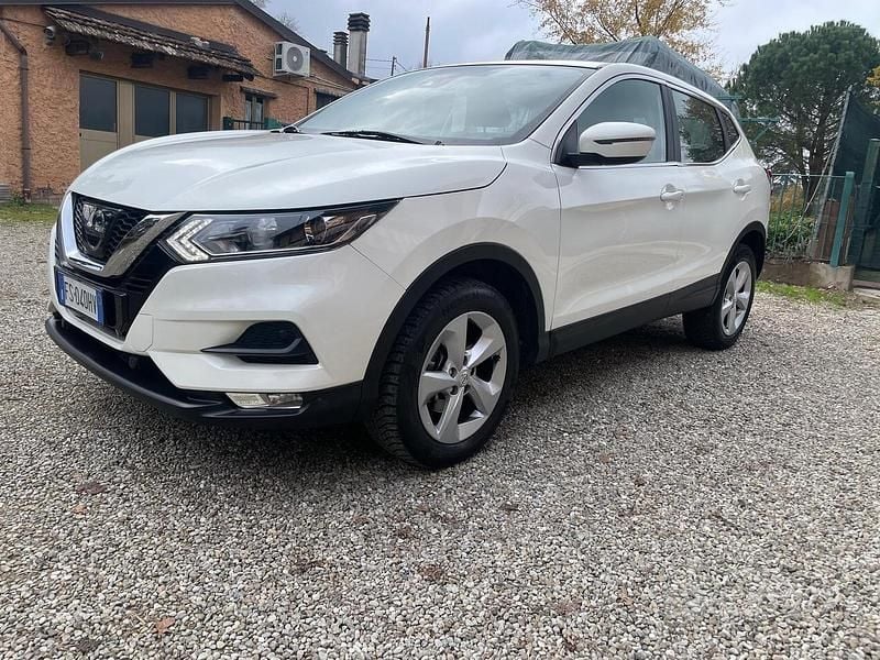 Bianco Usata 2018 Nissan Qashqai SUV | 8000 € (Ottimo prezzo) - Immagine 1/4