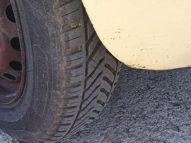 Usata Fiat Panda Active 54 CV (39 kW) 2004 Giallo Utilitaria