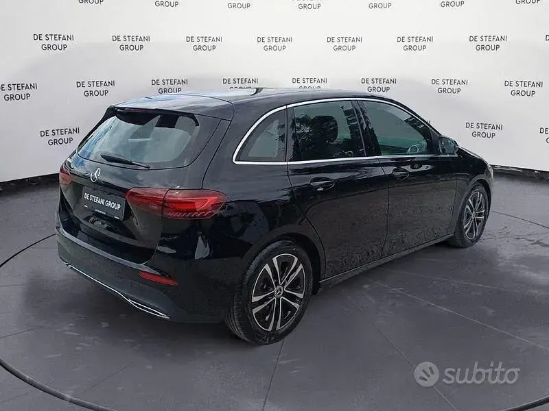 Nuova Mercedes B180 Advanced 2025 Nero Utilitaria
