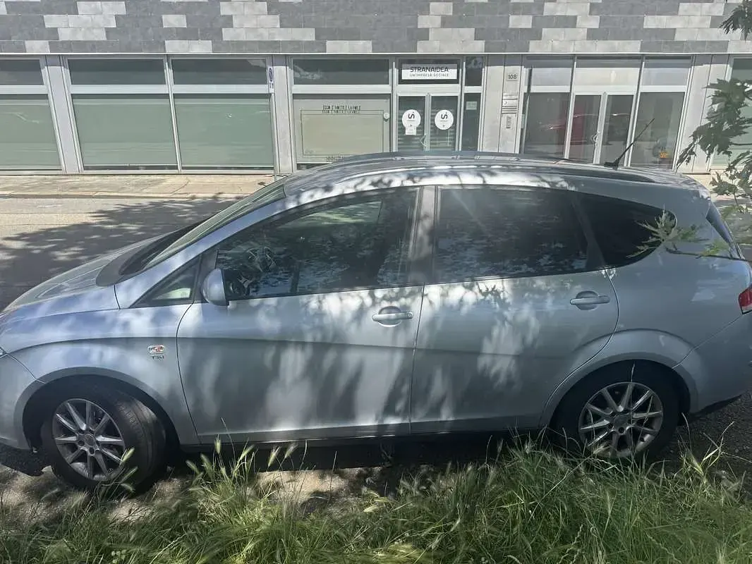 Usata Seat Altea XL Style 125 CV (91 kW) 2010 Monovolume