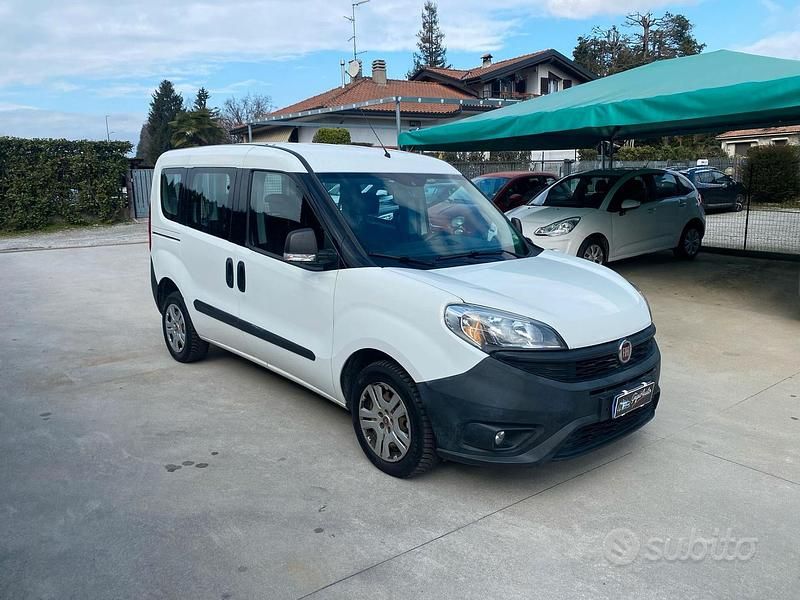 Usata Fiat Doblò 95 CV (69 kW) 2018 Bianco Monovolume