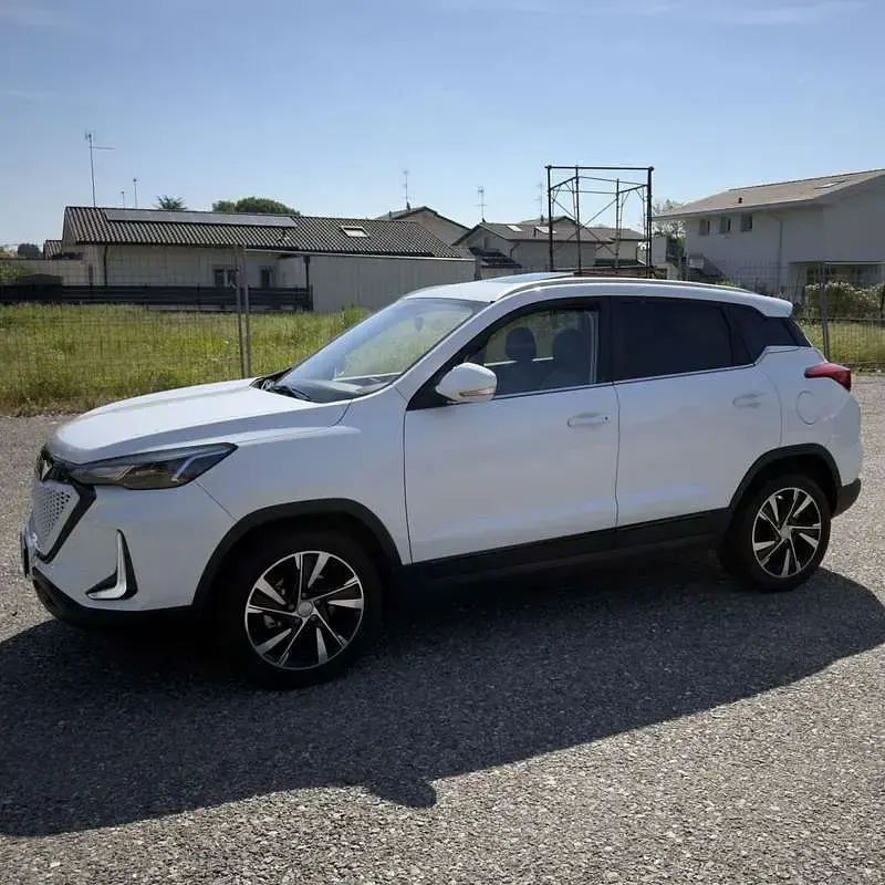 Usata EVO Evo 5 127 CV (93 kW) 2024 Bianco SUV