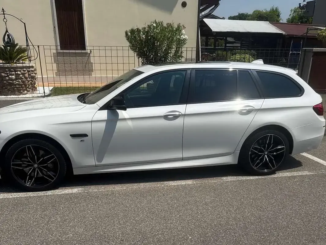Usata BMW 525 M Sport 218 CV (160 kW) 2015 Bianco Station wagon