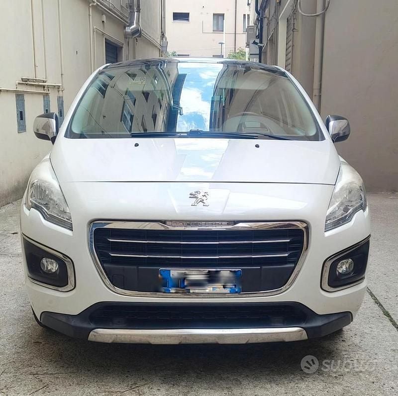 Usata Peugeot 3008 120 CV (88 kW) 2015 Bianco Station wagon