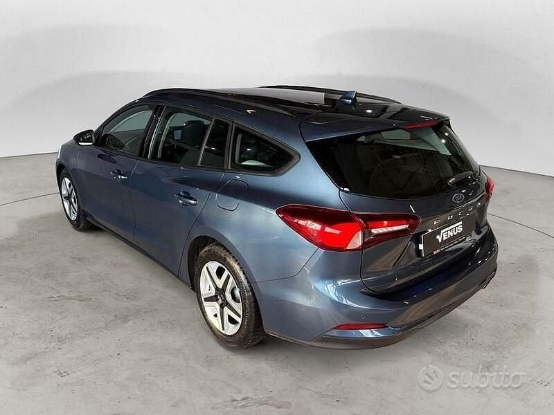 Usata Ford Focus Active 120 CV (88 kW) 2022 Blu Station wagon